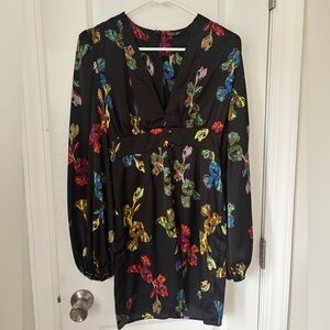 Black Floral V-Neck Long Sleeve Mini Dress
